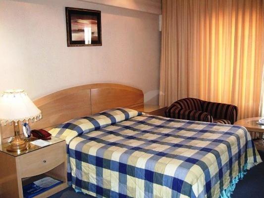 Hotel Washington Дака Екстериор снимка
